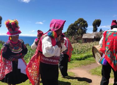 Tour Puno - Islas Uros, Amantani y Taquile - 2 días - 8