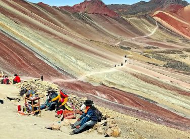 Tour a la Montaña Colorada - 3